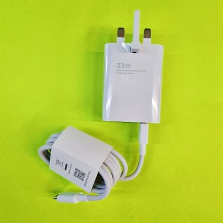Opened box Xiaomi Redmi Charger