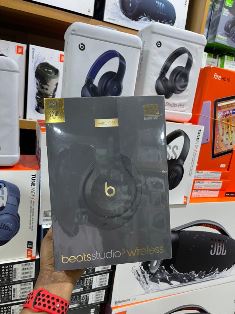 Beats by Dr. Dre Studio3 wireless 